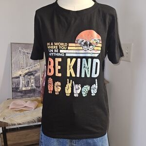 Be Kind Sign Language Size Medium Short Sleeve Color Black Graphic T Shirt
